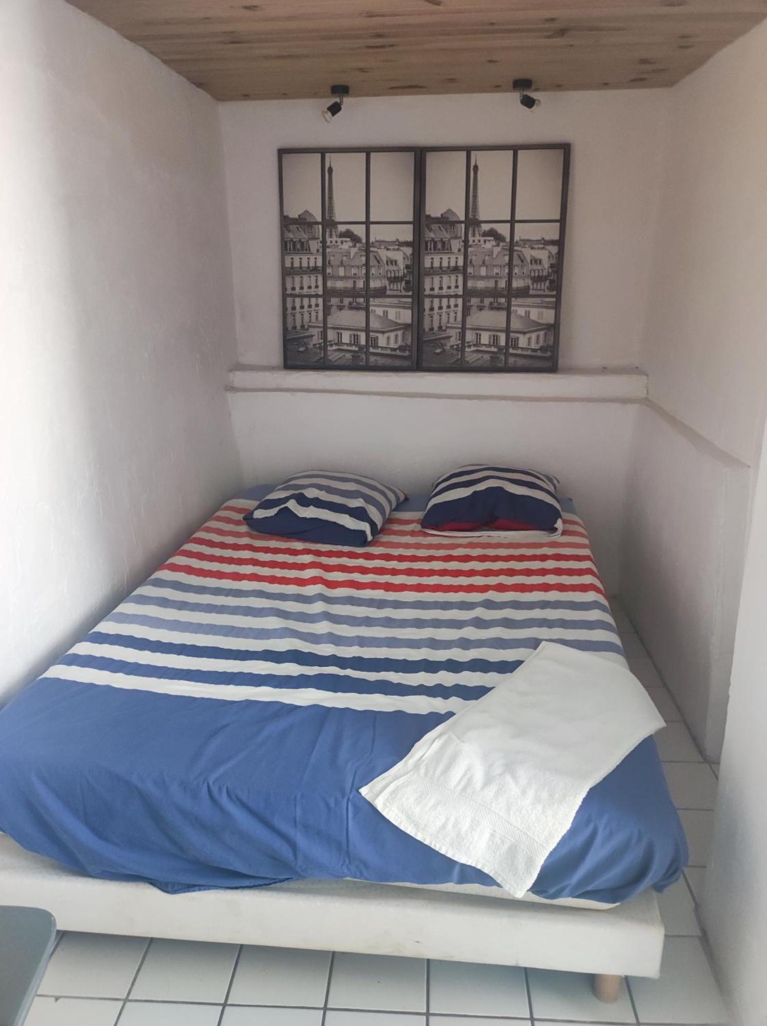 Ingrid Mary Apartment Nimes Phòng bức ảnh