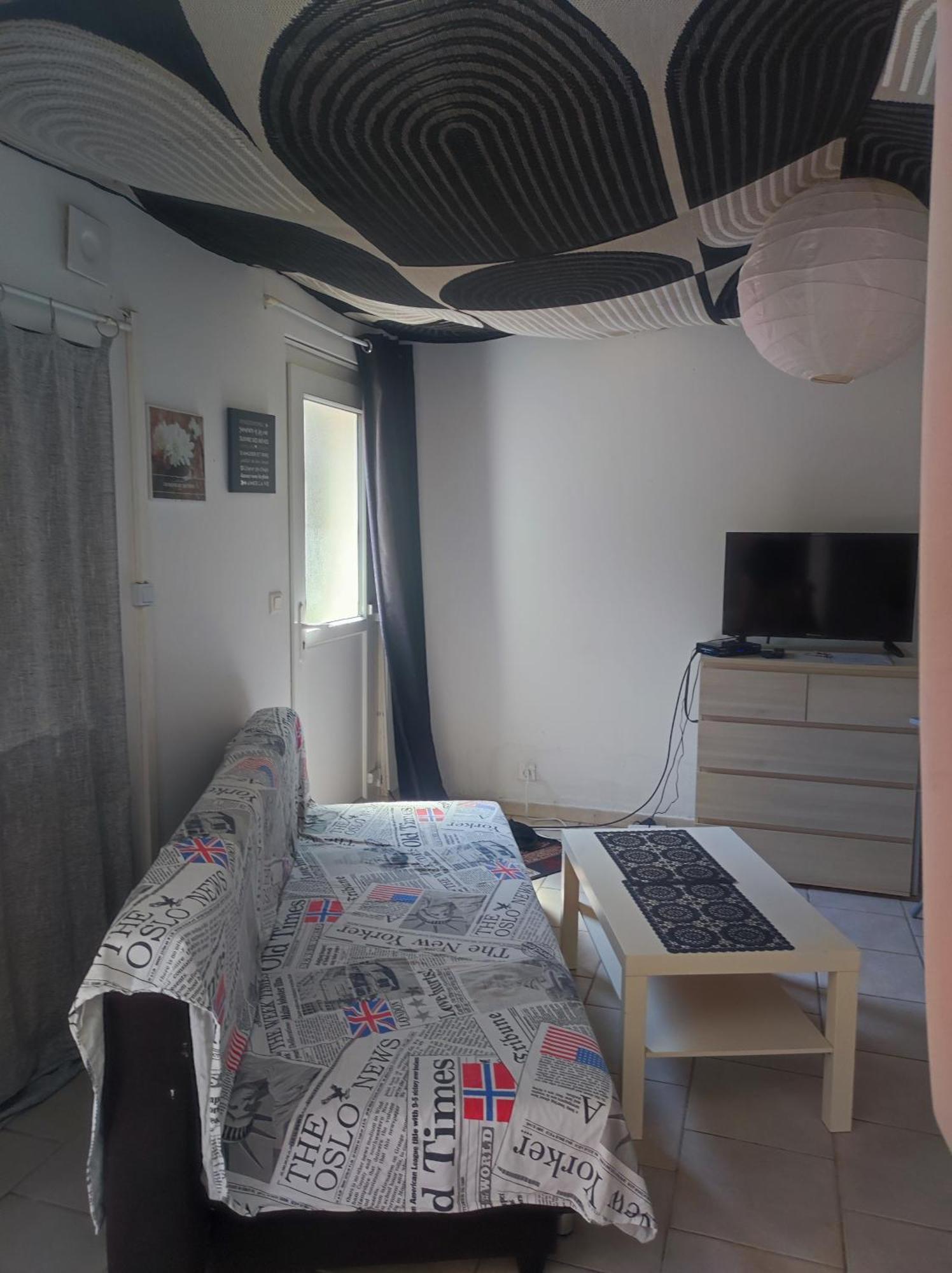 Ingrid Mary Apartment Nimes Phòng bức ảnh