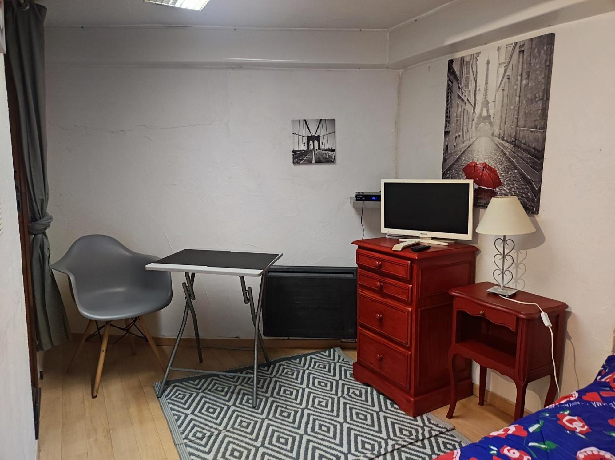 Ingrid Mary Apartment Nimes Phòng bức ảnh
